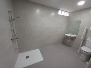 Fontanero reformas baños  