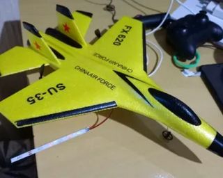 AVIÓN CON MANDO A DISTANCIA ZY 530 