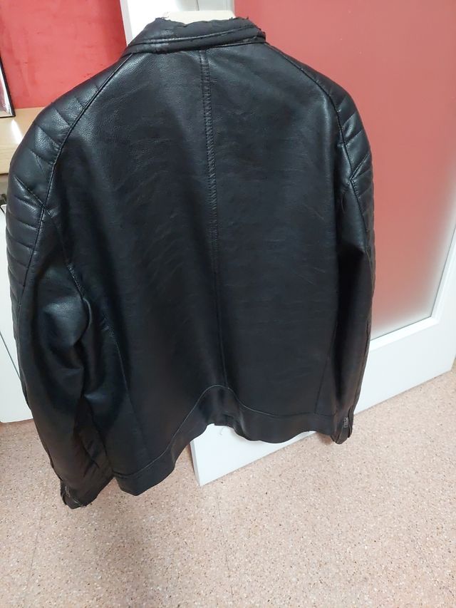 Cazadora polipiel mango