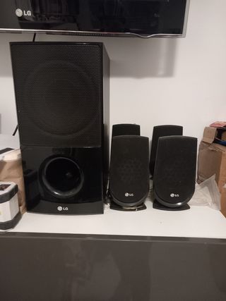 Altavoces home cinema LG