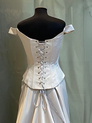 vestido de novia  fiesta corpiño y falda