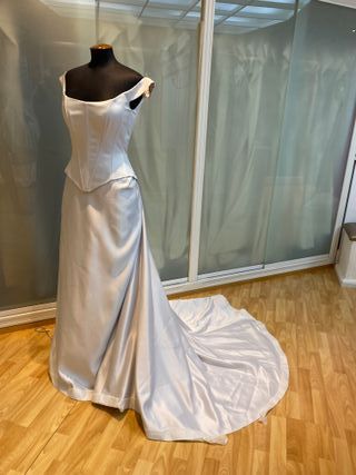 vestido de novia  fiesta corpiño y falda