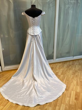 vestido de novia  fiesta corpiño y falda