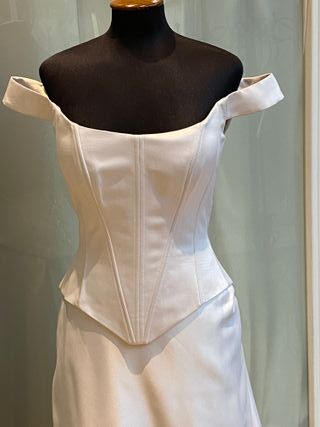 vestido de novia  fiesta corpiño y falda