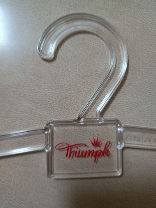 Lote de 8 perchas pequeñas. NUEVAS.