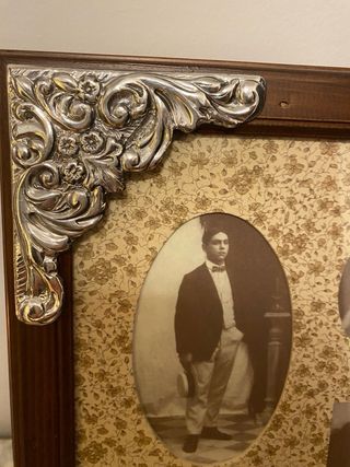 Marco grande de plata nuevo en su caja