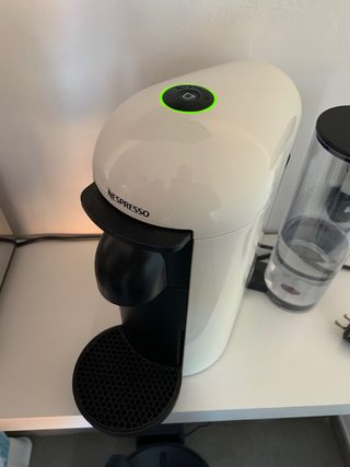 Cafetera Nespresso Vertuo Plus