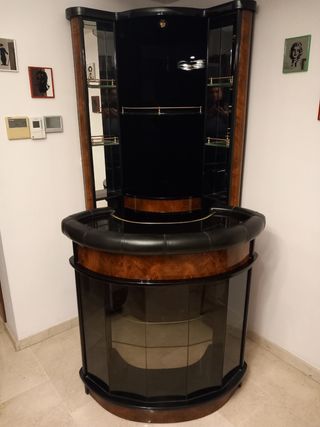 Mueble vitrina y barra bar para salón 