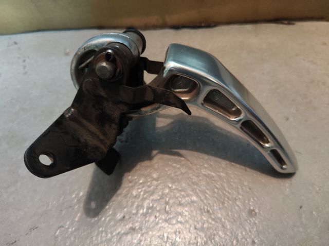 Cuentarrevoluciones  y tirador BMW R850