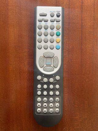 Televisor de 16 pulgadas con lector de DVD