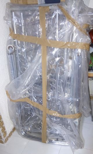 CUNA NIÑO/A BEBÉ ACERO INOXIDABLE Vintage AÑO 1977