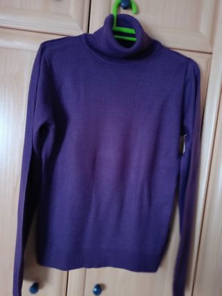 Jersey mujer cuello alto morado Talla  L 