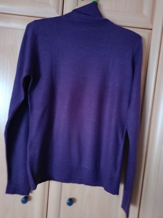 Jersey mujer cuello alto morado Talla  L 