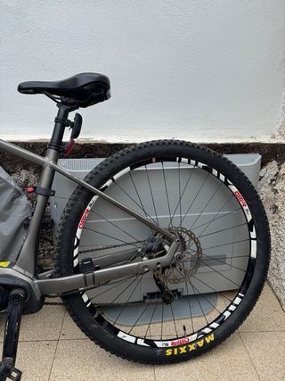 Ebike de montaña Focus