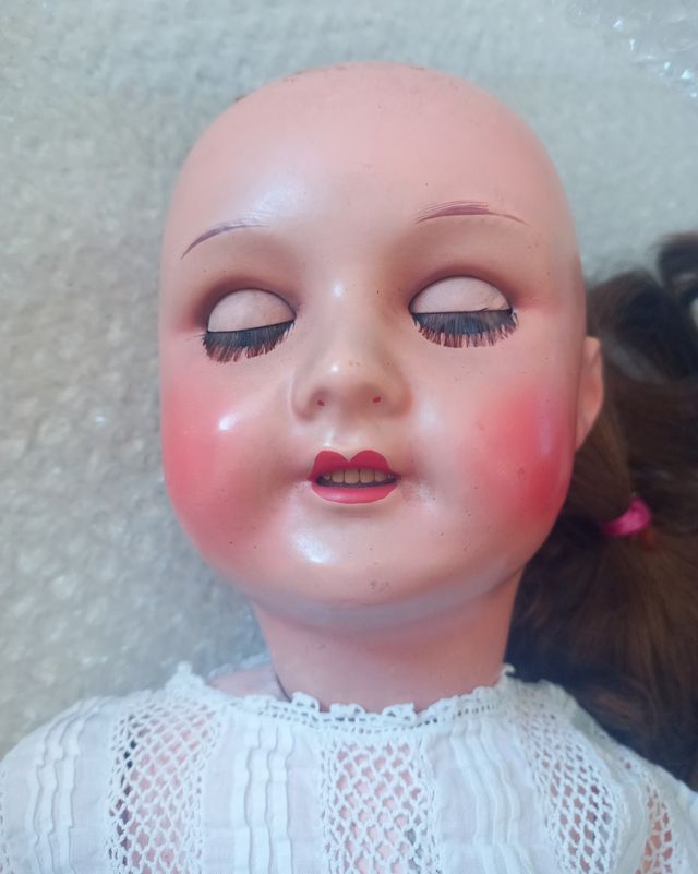 Muñeca antigua 57 cm.