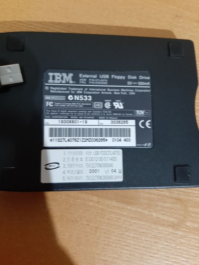 DISQUETERA IBM