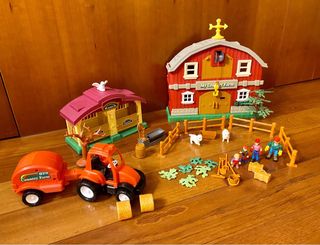 Granja y Tractor de juguete con Figuritas