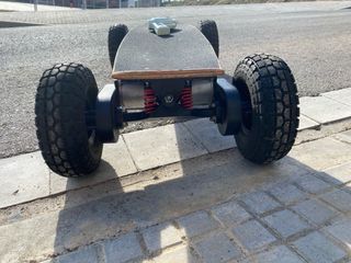 Skate eléctrico todo terreno