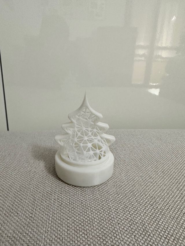 albero di natale con candela led