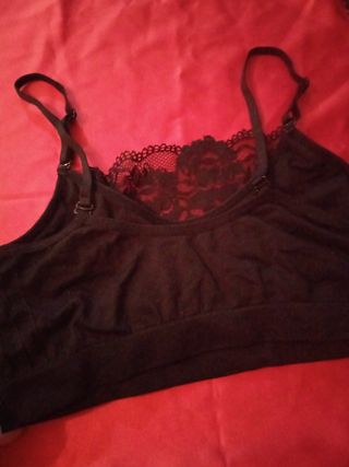 Top negro sujetador