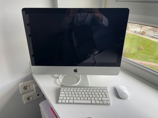 iMac 21,5 pulgadas de mediados del 2011