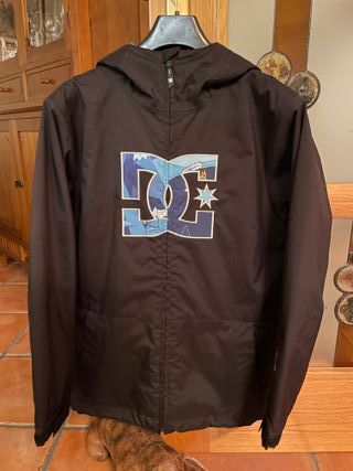 Cazadora de sky DC