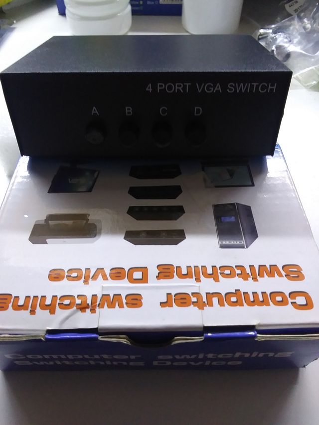 Conmutador VGA 4 puertos