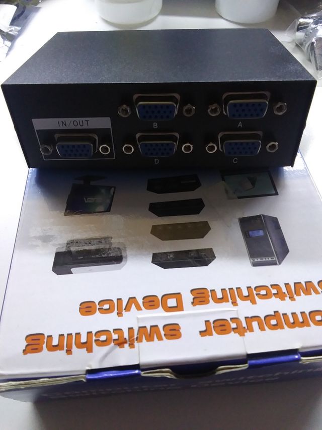 Conmutador VGA 4 puertos