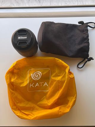 EQUIPO NIKON D3100 + OBJETIVOS Y COMPLEMENTOS