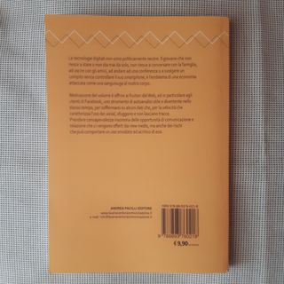 Libro Sopravvivere a Facebook