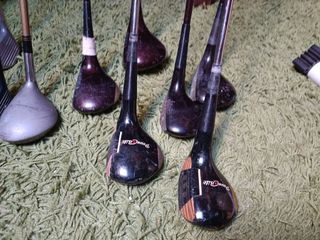 Palos de golf antiguos