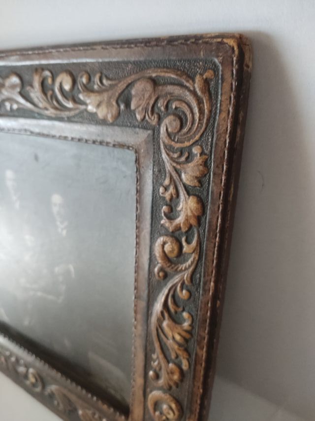 VECCHIA FOTOGRAFIA DEL 1917 - CORNICE IN PELLE GOFFRATA