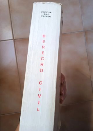 DERECHO CIVIL Enrique Ruiz Vadillo + CÓDIGO CIVIL