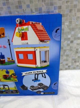 LEGO 60346 City Granero y Animales de Granja NUEVO