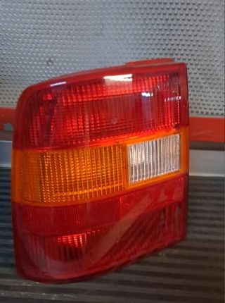 OPEL VECTRA A piloto izquierdo trasero 