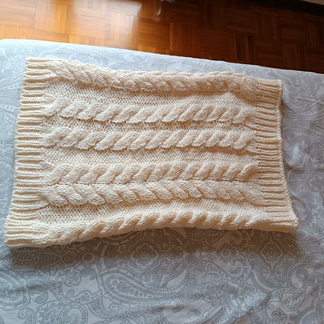 Sciarpa scaldacollo color panna 