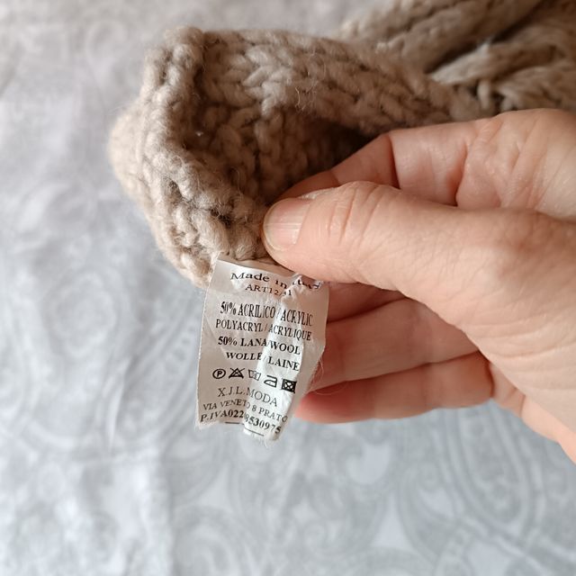 Sciarpa scaldacollo in lana a trecce 