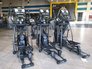 MAQUINARIA PROFESIONAL GYM