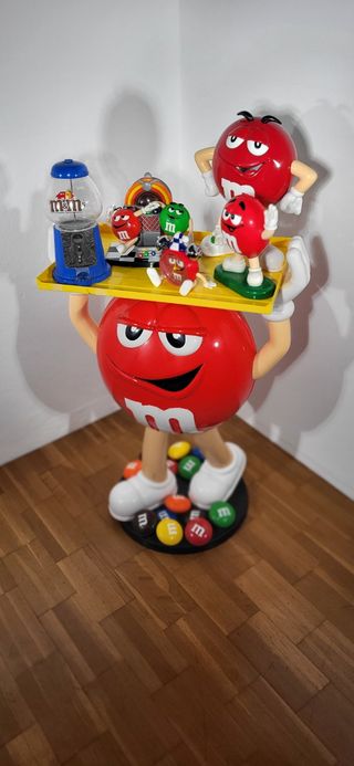 M&M'S Espositore rosso