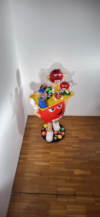 M&M'S Espositore rosso