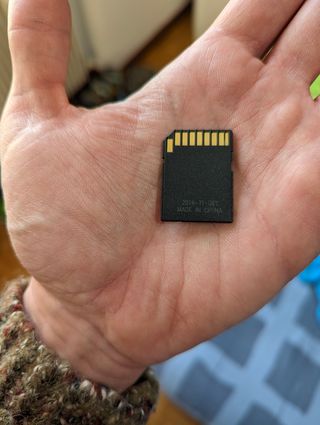 MicroSD 2GB SanDisk + Adattatore SD - Originale