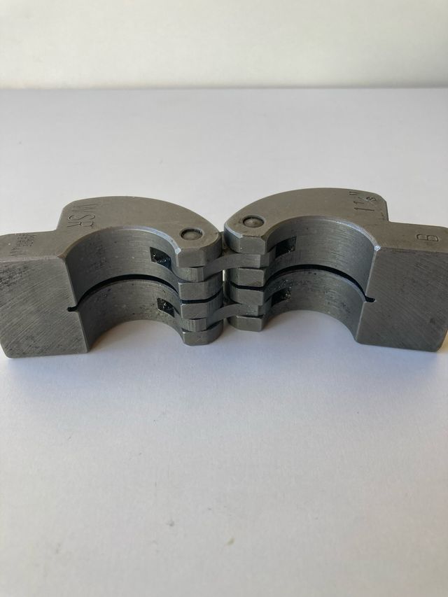 WSR Guia de sierra cortatubos 1 1/8”