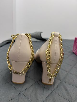 zapato tacon beige
