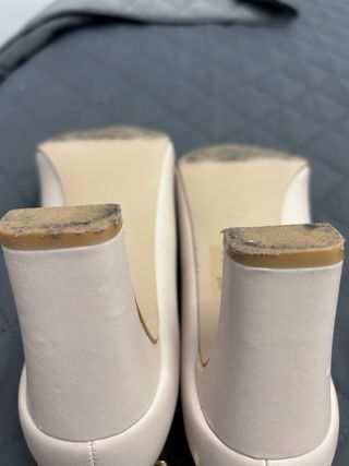zapato tacon beige