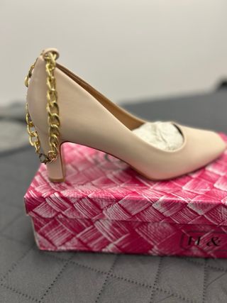 zapato tacon beige