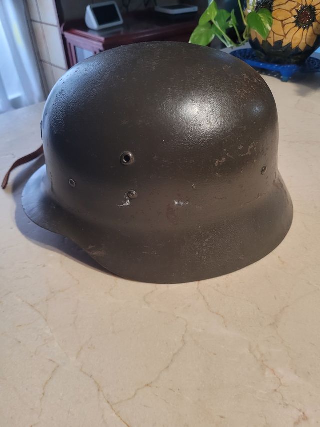Casco militar de acero