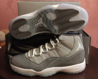AIR JORDAN 11 