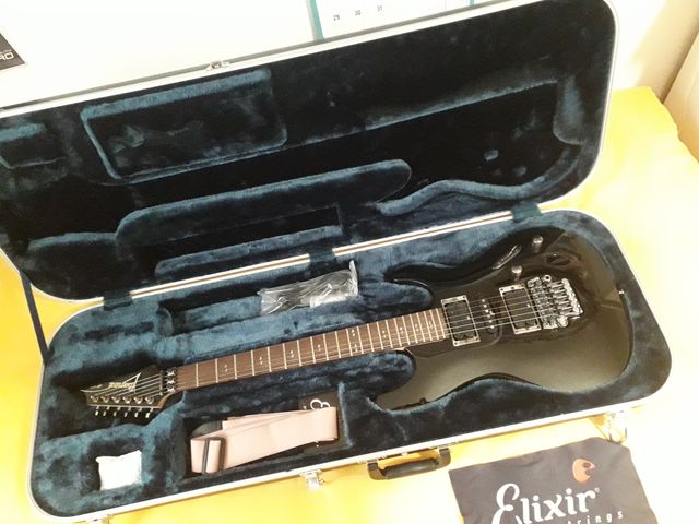 Guitarra IBANEZ S470 eléctrica