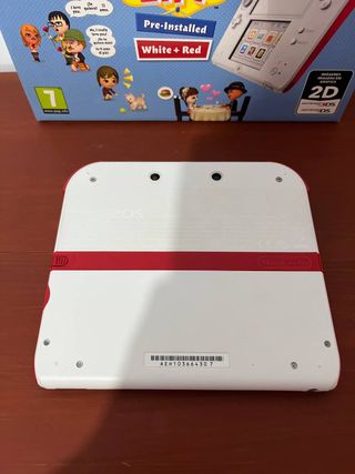 Nintendo 2DS Tomodachi life
