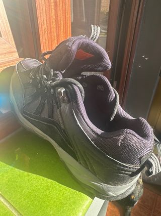 Botas de montaña COMO NUEVAS